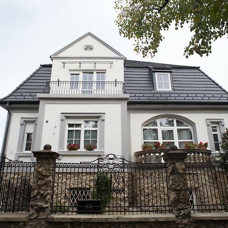 Deakvilla37 Apartman Eger Buitenkant foto