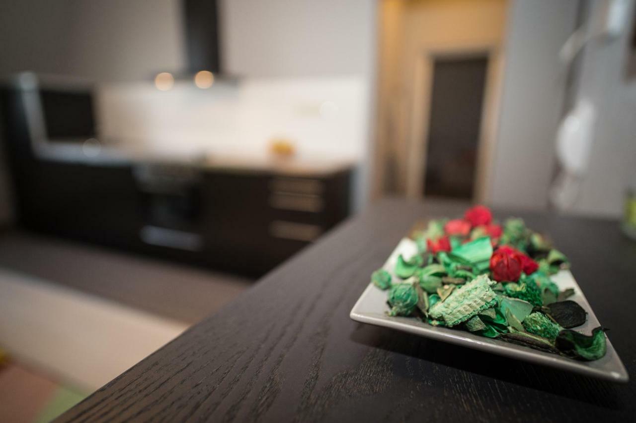 Deakvilla37 Apartman Eger Buitenkant foto