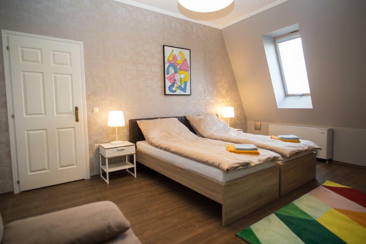 Deakvilla37 Apartman Eger Buitenkant foto