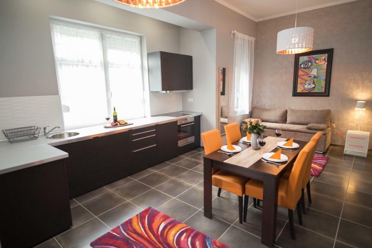 Deakvilla37 Apartman Eger Buitenkant foto